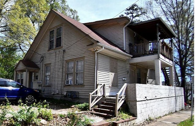Building Photo - 216 Dexter Pl