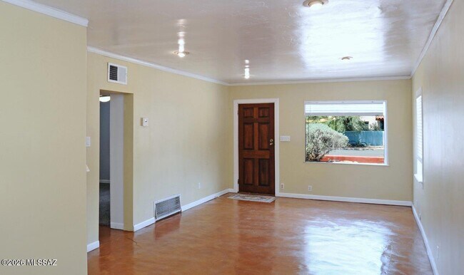 Building Photo - 3326 E Elida St