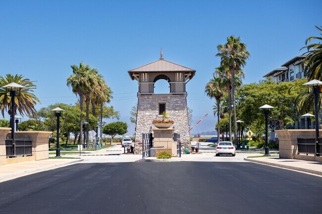 Building Photo - 3 Bedroom + 2 Bathroom Condo | Seabridge | Oxnard | Unfurnished