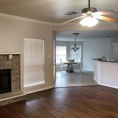 Building Photo - 6104 Alexus Dr