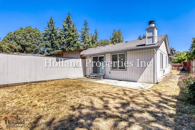 Building Photo - 6685-6687 SW 192nd Ave