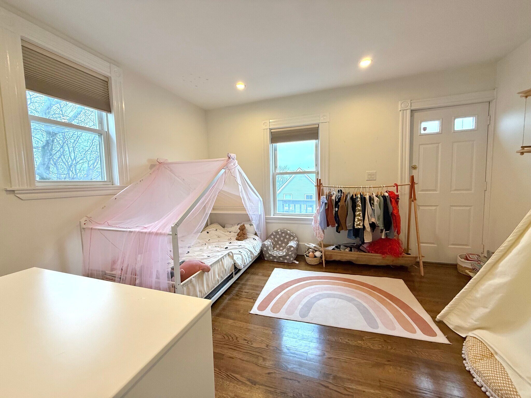 Building Photo - 52 Brastow Ave