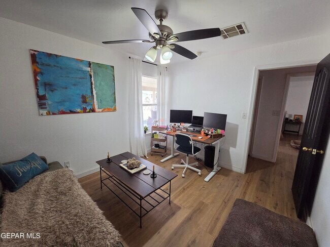 Building Photo - 677 Linda Johnson Ave