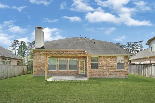 Building Photo - 130 S Vershire Cir