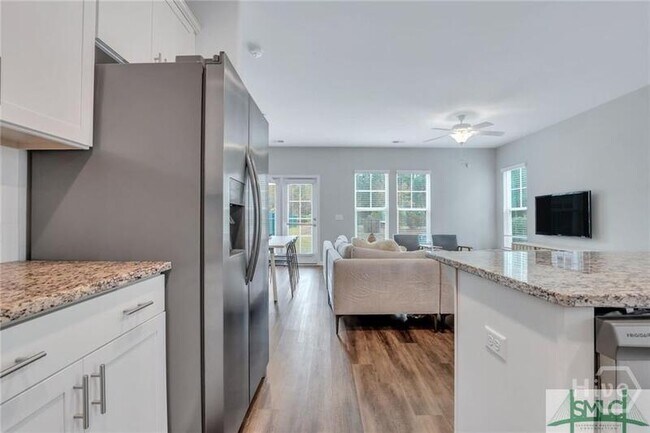 Building Photo - 116 Ainsdale Dr