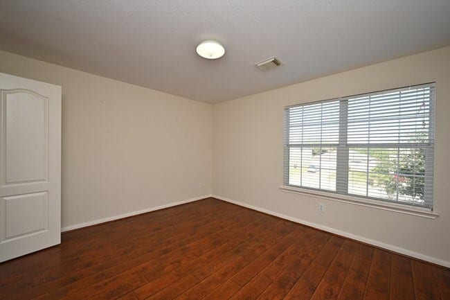 Building Photo - 9403 Coatsworth Dr