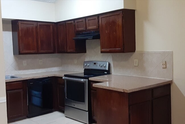 Building Photo - 8223 Furlong Ln