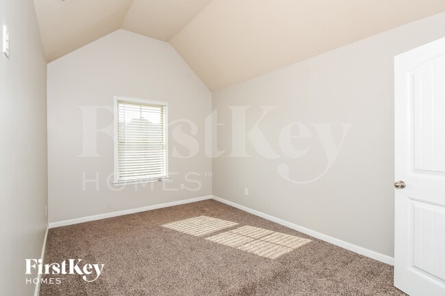 Building Photo - 6392 Woodwell Dr