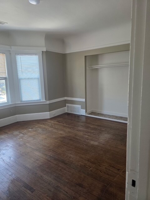 Building Photo - 400 Wilde Ave