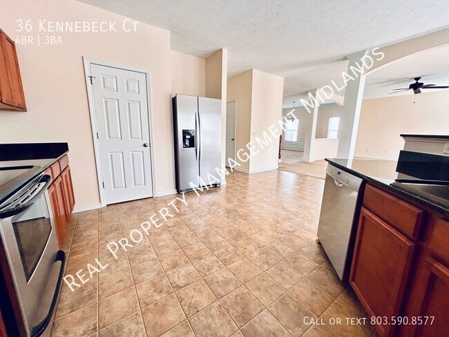 Building Photo - 36 Kennebeck Ct