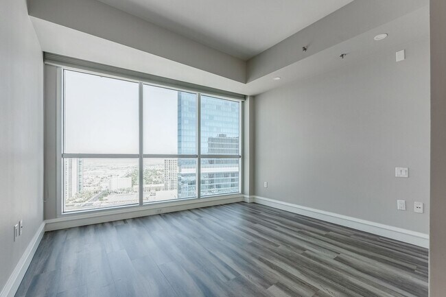 Building Photo - Sky Las Vegas 3706- Strip/City Views from this Stunning 2Bd/ 2Ba Residence