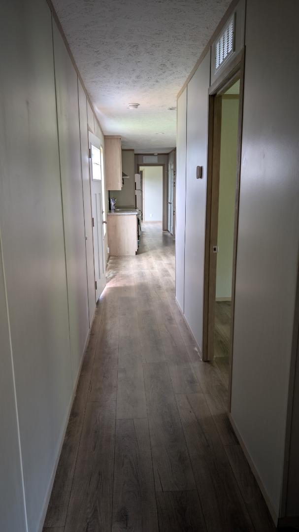 Building Photo - 15462 Lewis Rd