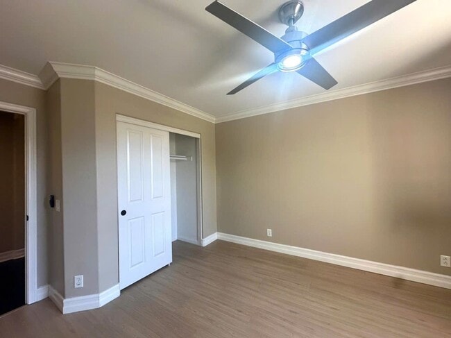 Building Photo - Single House Irvine