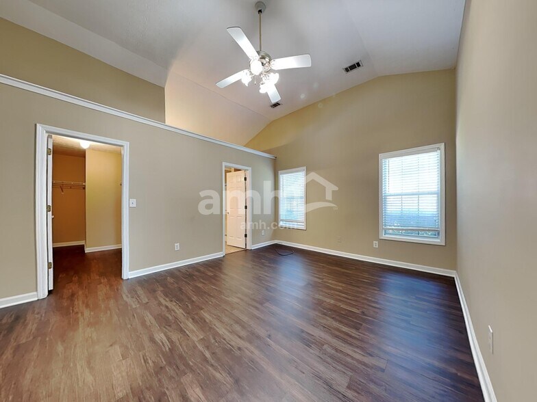 Building Photo - 2128 Galleon Way