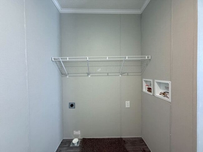 Building Photo - 52780 S Zacharias Ct