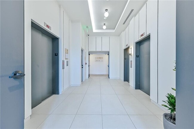 Building Photo - 788 West Marietta St NW