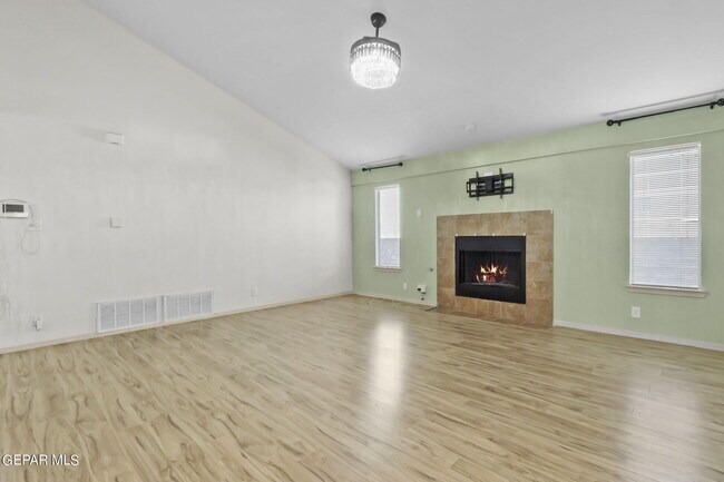 Building Photo - 14438 Miguel Terrazas Dr