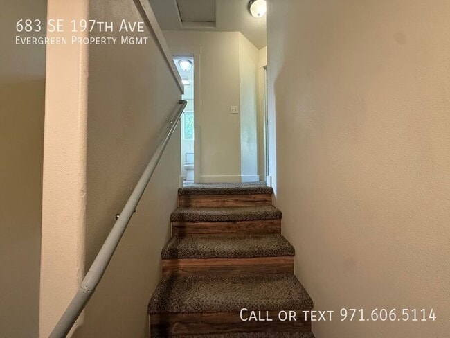 Building Photo - 683 SE 197th Ave
