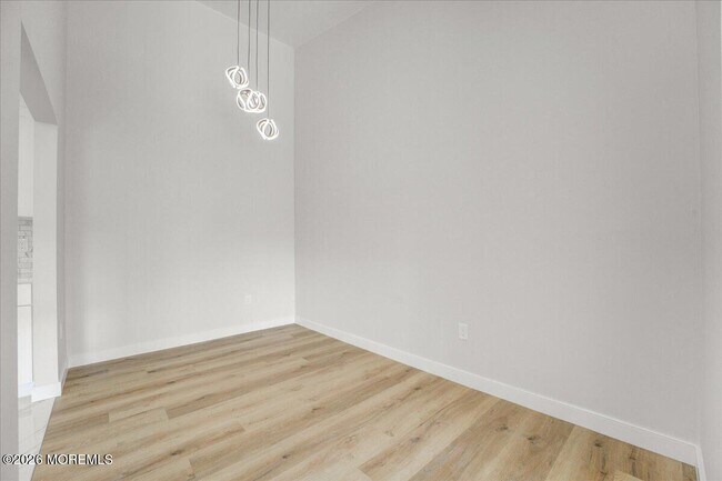 Building Photo - 341 Danbury Ln