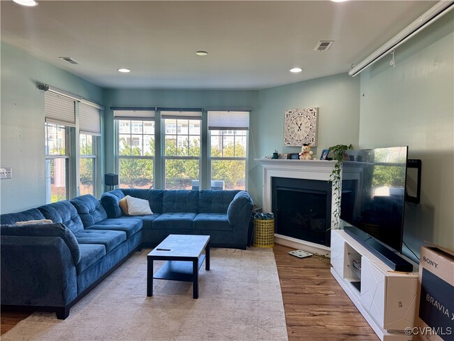 Building Photo - 10630 Benmable Dr