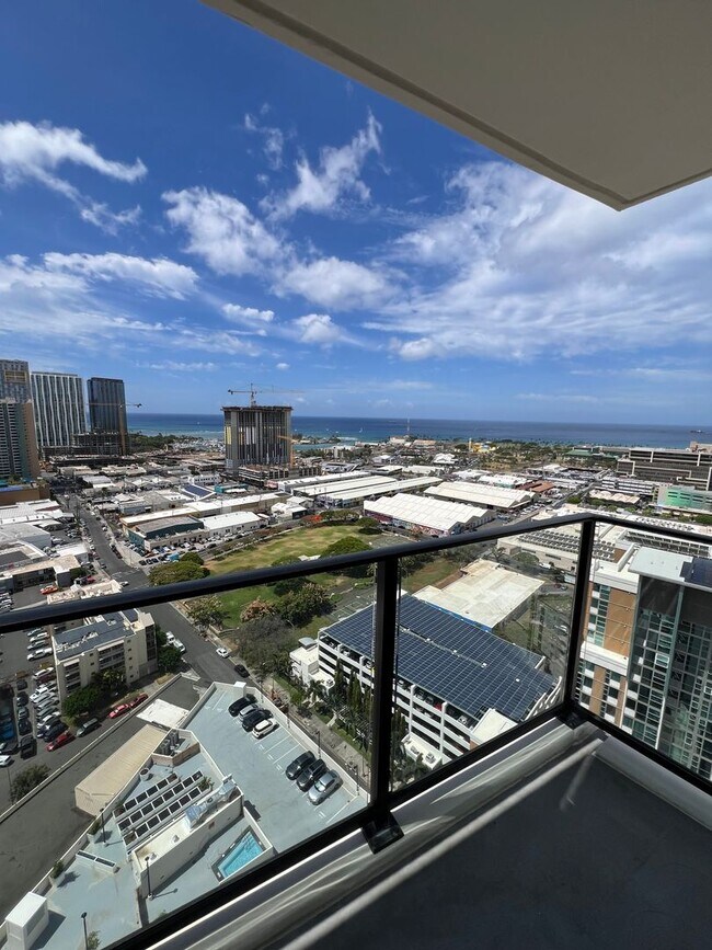 Building Photo - Brand New Kakaako Ililani Condo 2 bedroom ...