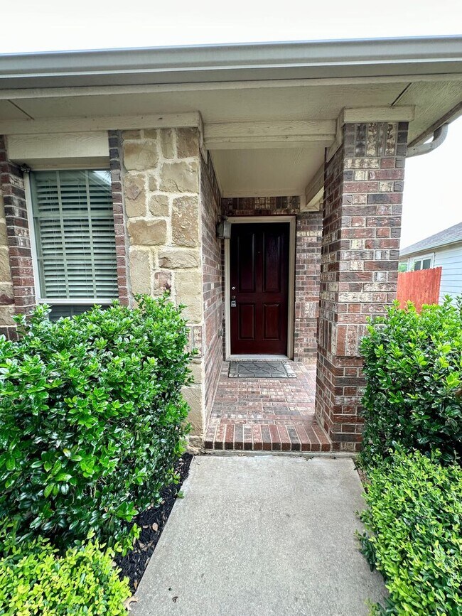 Building Photo - Come Quick! This one won't last long! NEW ...