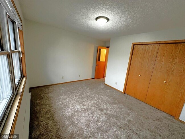 Building Photo - 704 8th St N