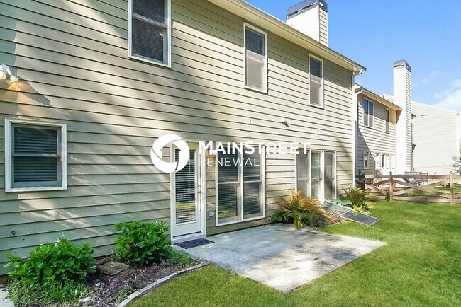 Building Photo - 4 Bedroom Pet-Friendly Home in DALLAS, GA with Main Street Renewal