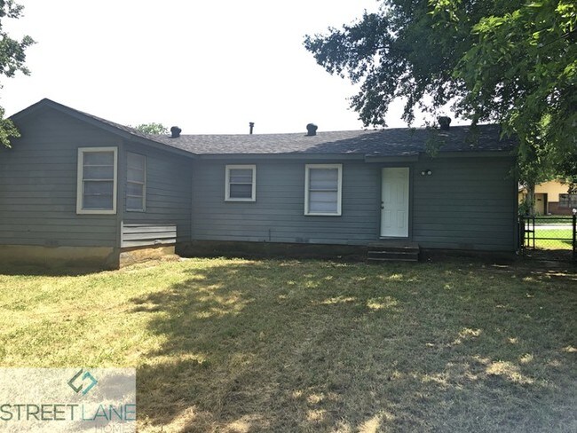 Building Photo - 4701 Norris St, Fort Worth, TX 76105