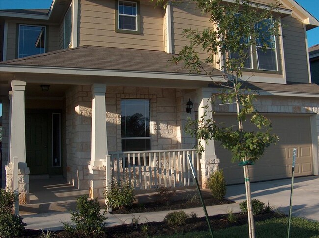Building Photo - 2206 Sweet Clover Dr