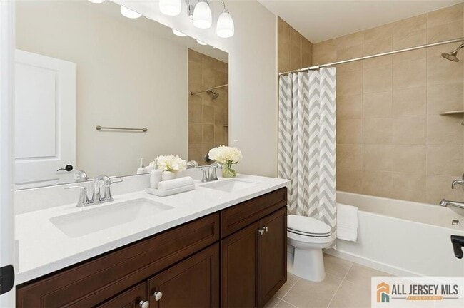 Building Photo - 4 Barton Ave