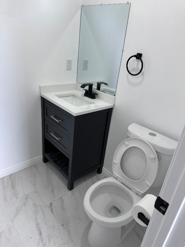 Building Photo - 5173 Palm St