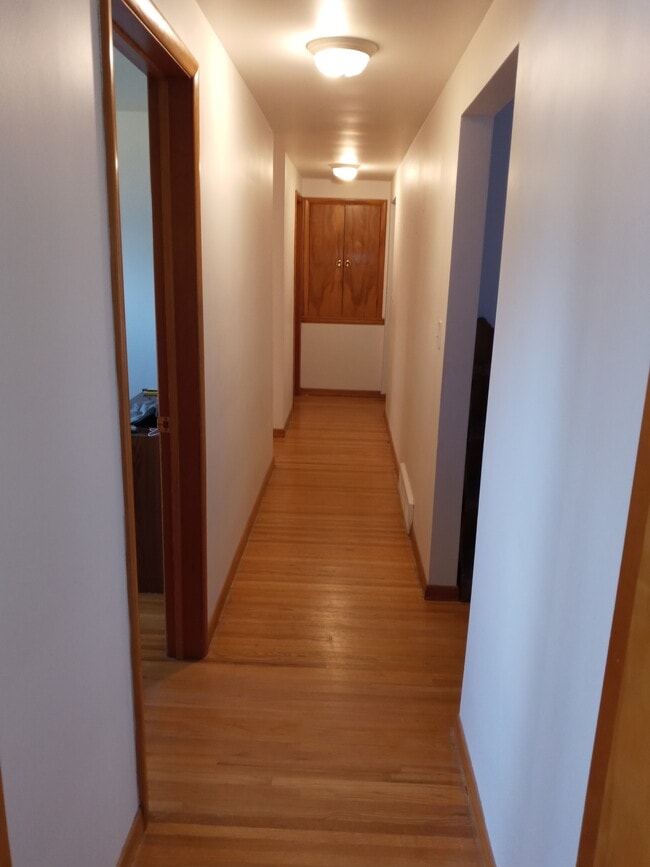 Building Photo - 82 Siegfried Dr