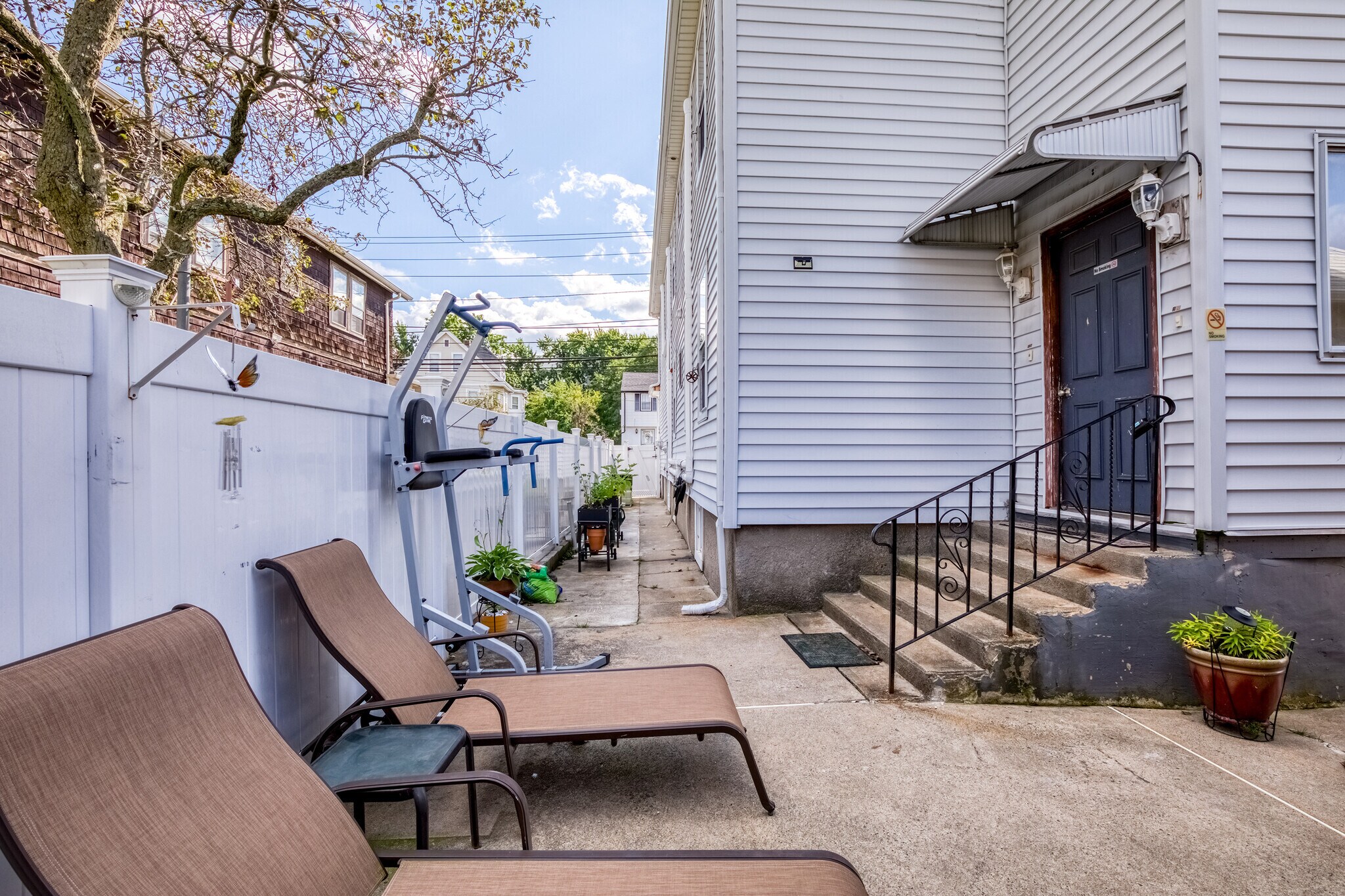 backyard - 336 Riverside Ave