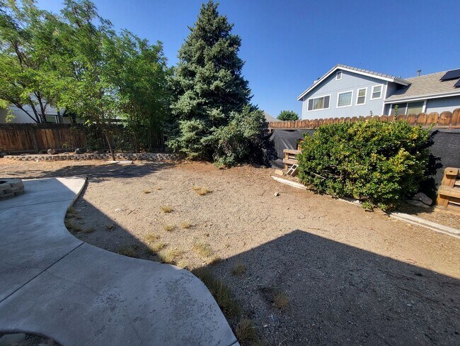 Building Photo - 630 Boulder Cir