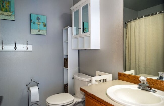 Building Photo - 3880 Graphite Ct