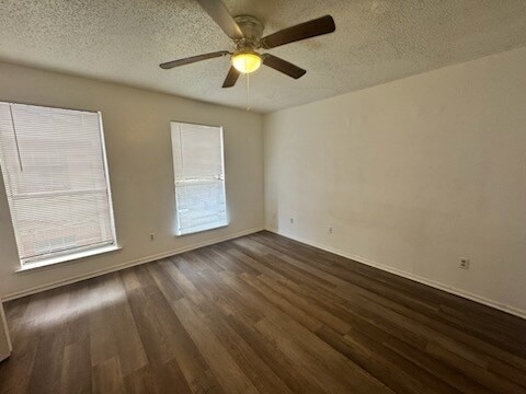 Building Photo - 10821 Roger Dr