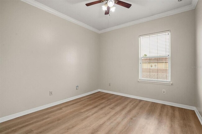 Building Photo - 561 Telfair Square Ct
