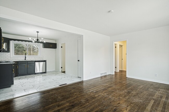 Building Photo - 7109 Conser St