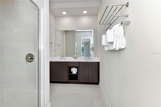 Building Photo - 7740 Sandy Ridge Dr