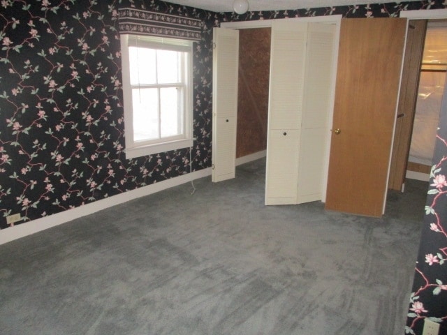 Building Photo - 306 E Cypress St