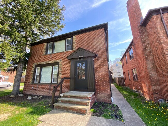 Building Photo - 2199 Cranston Rd