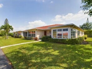 Building Photo - 4515 NW 3rd Ct