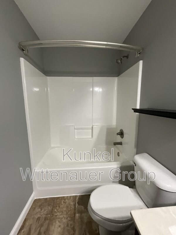 Building Photo - 2711 London Ln