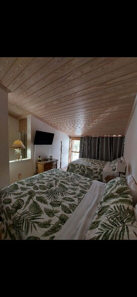 Building Photo - 87200 Overseas Hwy