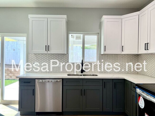 Building Photo - 10152 Cook Ave