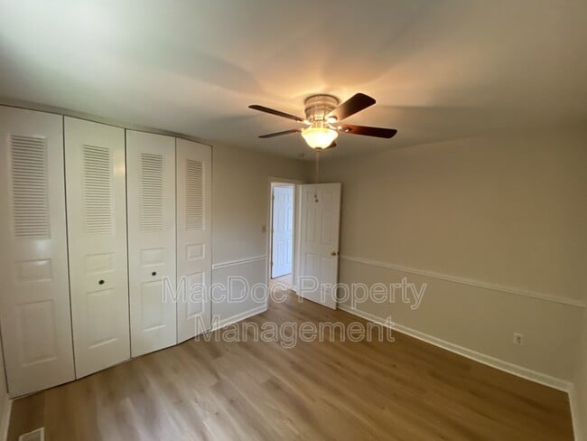 Building Photo - 128 Hickok Cir