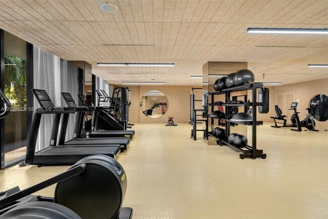 Building Photo - 90 FL-90