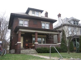 Building Photo - 347 E 12th Ave