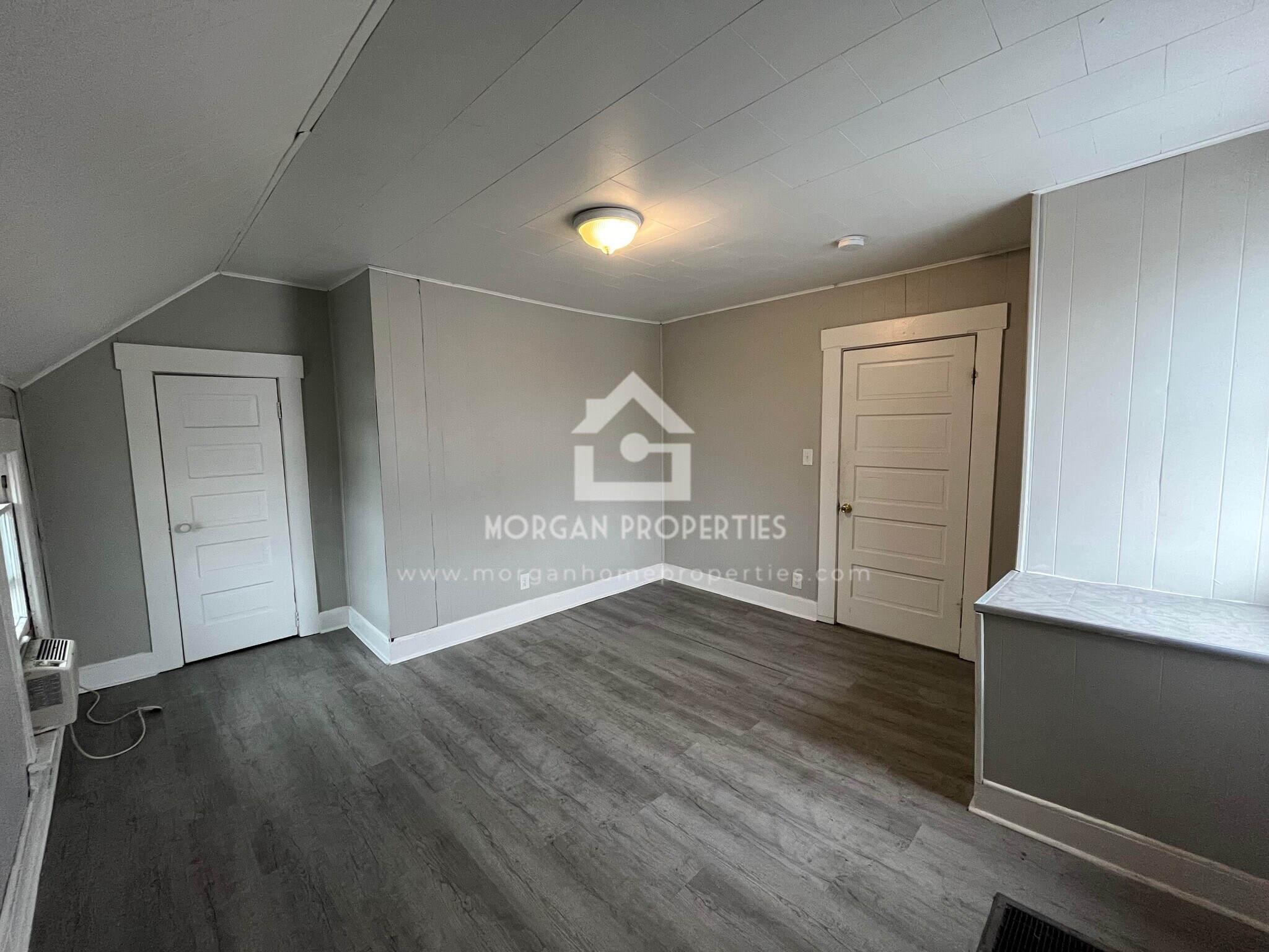 Building Photo - 1104 Thornburg St